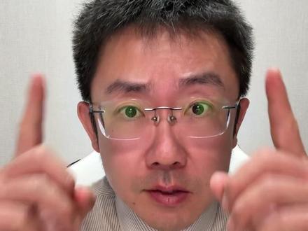 鱼油之争的真相,专业错位,医生和营养师吵翻了。 鱼油不是智商税,但也不是神药。关键是:谁需要、吃多少、怎么看。#鱼油 #保健品 #DHA #EPA #抖出健康知识宝藏