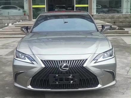 21年4月上牌雷克萨斯ES200,全车原漆本地一手未过户,实表5900公里,现车秒提😉