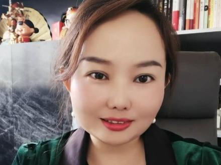 公司要开数电发票是必须要有对公账户的!个体工商户可以选择法定代表人的银行卡号作为账户。不会开数电发票的,欢迎到公司来学习!#数电发票#红腾科技#保山#财税