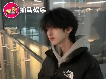 左千少爷在人缘这块 . "#左奇函