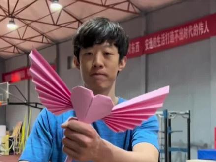 魔法棒制作教程,巴啦啦小魔仙的魔法棒,张国伟的教程太难学了,来看我的😂😂😂,1分钟包教包会,做完你就是小仙女儿#折纸 #折纸教程