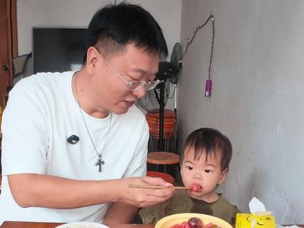 为了吃上一口正宗的肥肠血旺,我们驾车1个半小时来到了他发源地——大邑,吃的是酣畅淋漓,太爽了#肥肠血旺 #四川大邑 #美食