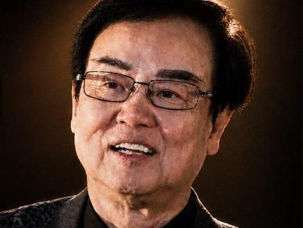 黄百鸣到底靠什么赚到第一桶金?又为什么背上内幕交易罪名? #黄百鸣 #人物志 #文娱百科明日之星 #快成长计划