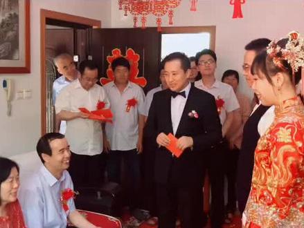 先叫爸,先叫妈,新娘机智回答😊#结婚 #抖音小助手 #结婚啦 #婚礼 #新婚快乐