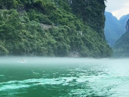 广西人都抵抗不了的美景#天峨 #蓝刀鱼风暴