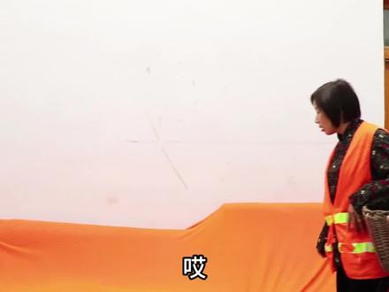 小伙带女友回农村老家,女友刚进门就转身离开,结局令人感动