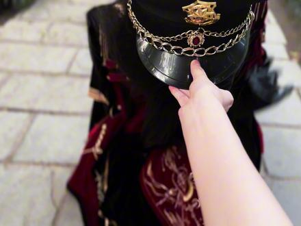 哭有什么用 我要权利向我俯首#军lo #终焉圣骸 #走拍 #oc