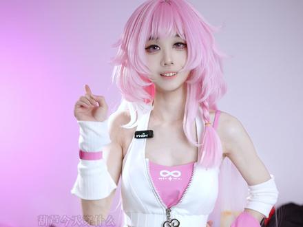 开拓者想要,开拓者得到!昔涟安踏联动全套开箱 昔涟安踏联动的鞋子、帽子、袜子开箱!
20号上午在线下抢到的现货
非常幸运买齐了全套
下午就迫不及待给大家拍开箱视频了
#崩坏星穹铁道 #记忆是梦的开场白#昔涟 #安踏 #开箱