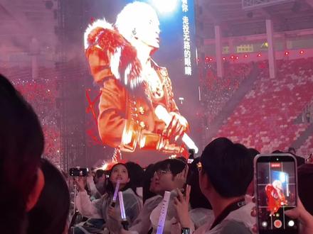 野心开头差点点又出洋相了🌝四面台首体验🙌惊喜看到0717限时返场,依旧是很真诚的老薛#薛之谦 #万兽之王 #音乐现场 #演唱会是一个巨大的乌托邦