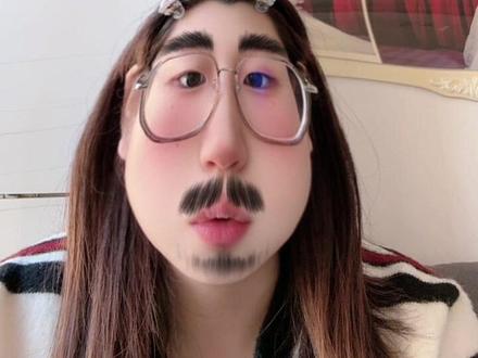 最后一个是什么糕啊。哪个是鸡还是鸭啊#真实生活分享计划 #内容过于真实 #万万没想到 #玩法合伙人计划