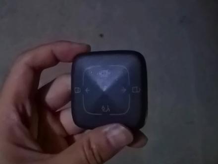 #极氪001 智能钥匙周六到货,周末失灵了~现在变小铁块了,售后说要等OTA升级