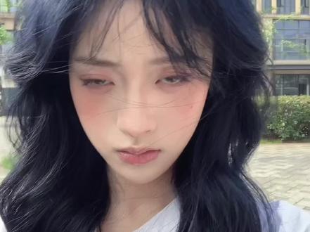 大胆尝试新发色 #日常分享 #发型分享 #今日妆容