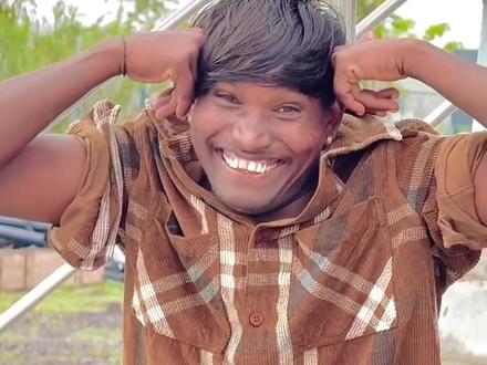 比你兄弟还帅的男人出现了,他就是印度歌手苏拉杰·查万!据说因为帅到“人神共愤”,还撞脸贾斯汀·比伯,直接被粉丝投票为“印度最帅的男人#印度 #搞笑 #颜值 #帅哥 #贾斯汀比伯