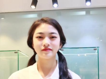 你知道玉器柜台里面那杯水的作用吗?今天冰冰来解答一下~#每天跟我涨知识 #翡翠知识#高端翡翠#珠宝玉石 #翡翠