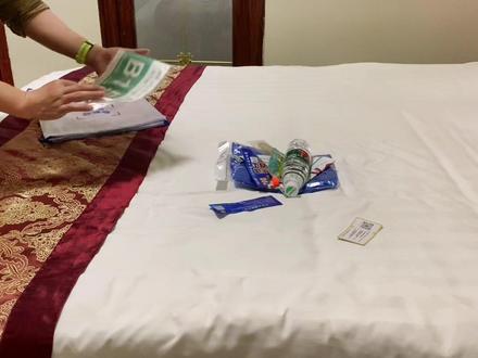 第一次参加丹霞马拉松,盘点参赛包,发现裤子都没发,大家要光屁股跑吗?#丹霞山#跑步装备 #参赛包里有什么