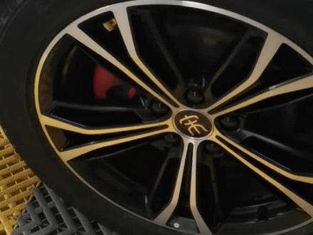 2020年比亚迪 宋PLUS 车门外拉手拆卸#专业的事交给专业的人 #车身改色贴膜 #美豪汽车服务会所