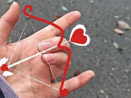 手绘涂鸦文字效果 VLOG里的丘比特之箭发射啦,看看怎么做出来的吧,今天是一期手绘涂鸦文字教程,一些ODD风格vlog里少不了的元素。#视频剪辑 #剪辑教程 #丘比特之箭 #手绘涂鸦