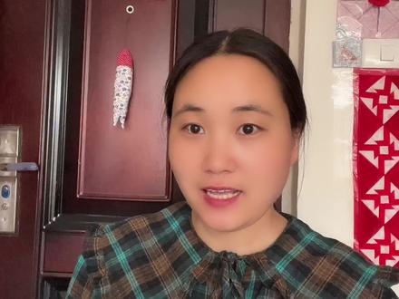 不用死磕就能轻松做出领座翻领,还能添加创意新点子呢!赶快试试#手工diy #服装制作 #手工 #小技巧你学会了吗 #创意 #diy #翻领