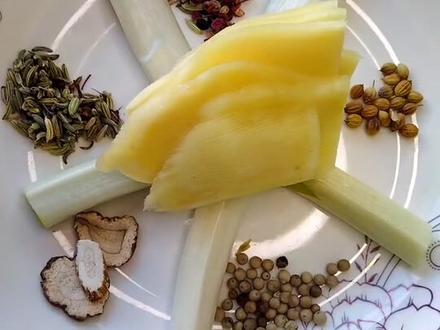 宁夏清炖羊肉汤清肉白没有一点膻味。#羊肉 #在家做美食 #抖音美食创作人