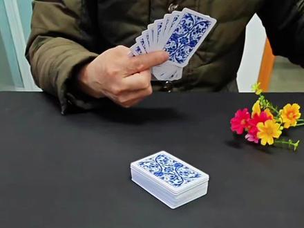 扑克牌的形状麻将的玩法#塑料麻将扑克牌 小身材大乐趣,扑克牌麻将真安静#休闲娱乐