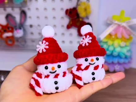 冬日限定小萌物!扭扭棒小雪人教程来啦!做法真的巨简单,手残党也能轻松拿捏!#扭扭棒#雪人#挂件#教程#手工diy