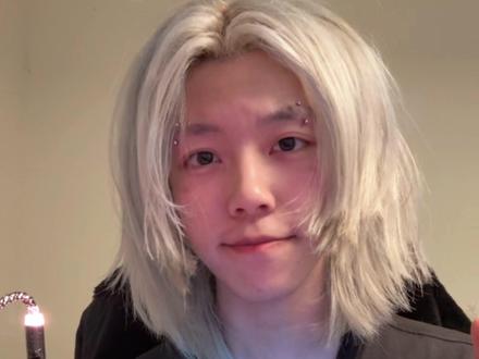 爱一个人,就送给她一把EV63
谁不需要一把康康同款呢?
#EV63
#zmjjkk
#无畏契约
#iqunix
#VCTCN
