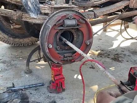 这样取农用三轮车断的半轴头#单缸柴油机