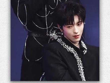 黄星邱鼎杰连炸“双人商务”新排面?❗️密集官宣4代商业价值稳步攀升~~#黄星 #邱鼎杰 #代言 #商业价值 #时尚