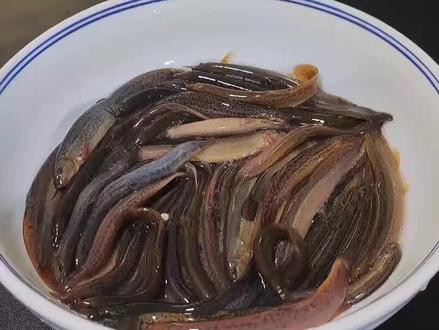这才是泥鳅最好吃的做法,鲜香酥脆,比饭店做的还香#泥鳅 #美食