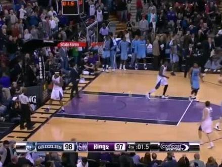 距离定义奇迹~联盟史上最远压哨绝杀!