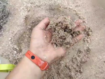 如何拆卸太阳能热水器集热管,清洗太阳能?