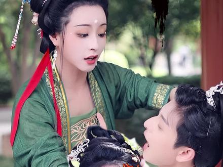 李清照这首为骂丈夫写的诗,全诗没有一个脏字,却将天下男人都指责了一遍,真是温婉的才女呀#李清照 #李白 #国风古韵 #遇见古代的自己 #汉服小姐姐 #我是洲洲呀#汉服 #短剧