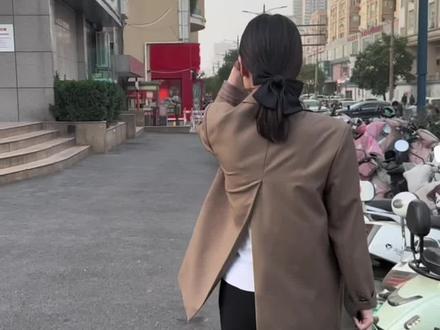 赵总太辛苦了!#主打的就是一个真实 #你没见过的赵总日常 #办公室日常 @纹子 @Tina