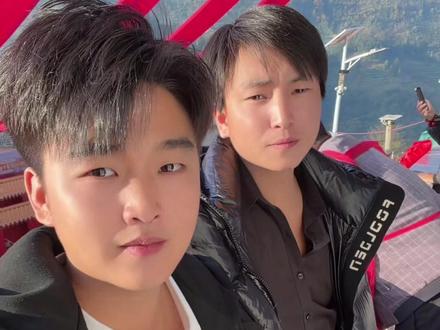 新婚快乐,幸福美满哦@风少爷AK(12月9日云南举办婚礼)