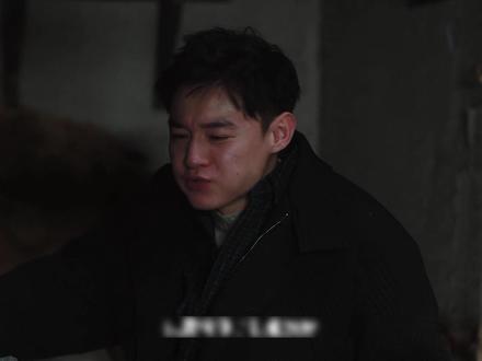 郭京飞王佳佳新剧《老舅》:周小丹给老舅表白 但老舅讲出了自己被查出肺癌的实情#老舅 #郭京飞