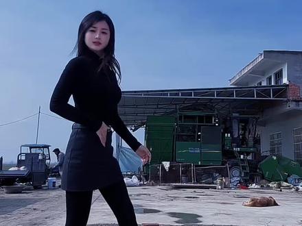 唐古拉踢腿变装教程 唐古拉变装视频 唐古拉踢腿变装视频 唐古拉变装怎么拍#唐古拉 #变装#变装转场#唐古拉甩头变装转场 #剪映 唐古拉变装 唐古拉变装转场教程 唐古拉西装转场视频 唐古拉我的爱人啊 唐古拉主题西装唐古拉主题西装教程翻越唐古拉西装修身西装 唐古拉我的爱人呐我要用一生的爱去守护她!这个超有感觉的唐古拉变装转场教程来了 唐古拉变装转场特效 唐古拉变装转场音乐 唐古拉变装视频怎么拍 唐古拉转场教程唐古拉变装教程 唐古拉变装ai唐古拉变装模板唐古拉风暴变装唐古拉特效怎么拍唐古拉转场特效教程 女生唐古拉变装视频转场教程唐古拉西装变装唐古拉西装变装教程 高跟鞋变装教程 踢腿变装转场教程