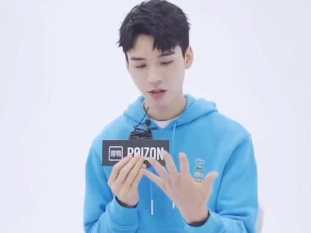 俊俊20cm的手长,忍不住量了量我的……#龚俊simon #龚俊 #向全世界安利