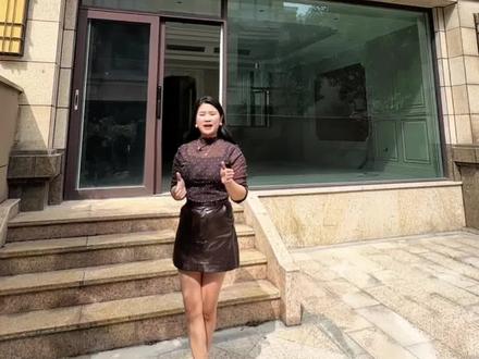 南宁这套湖景别墅,把三代同堂的幸福装得满满当当#别墅#豪宅#大花园#独栋别墅#荣和公园墅