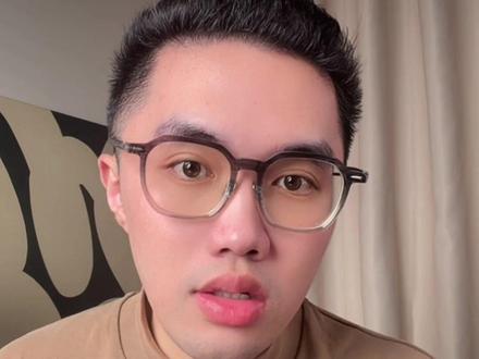 小智AI买前必看!避坑指南-2,Mark! 避坑指南:
家里网络好是底子,掉数据再怎么优化也是白搭。
唤醒功能要灵敏,考验麦克风和算法。
看历史记录,声音和数据都足够准确。
#小智ai #避坑指南 #ai聊天机器人 #小十三同款 #ai陪伴
