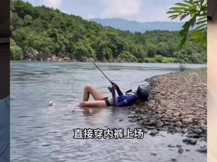 瑜伽裤已经满足不了他们了@抖音小助手