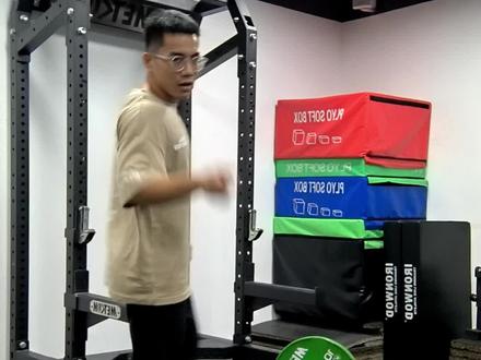 #健身 #硬拉 #健身干货 #健身小白必看经验 #训练怪兽