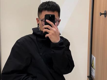 迪卡侬老冲锋衣限时登场
3xx的价格 能让你忽略它所有缺点#ootd穿搭 #早秋新款 #男生穿搭日记 #冲锋衣