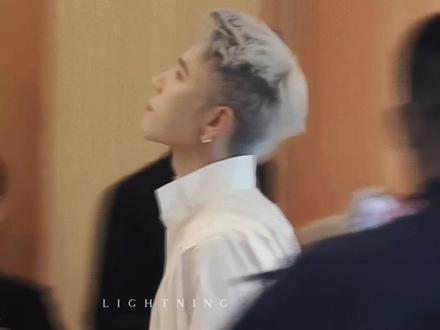 YOUNG BOSS新发色🐮#王子异