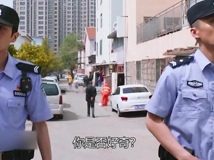 为什么警察要穿皮鞋?不穿更方便奔跑的运动鞋?涨知识了!