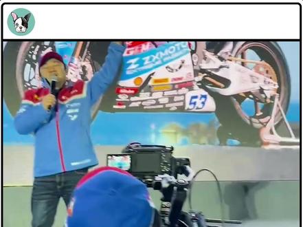 4万的国产摩托车爆杀10万的进口车,张雪机车获得世界冠军! #张雪机车 #张雪 #WSBK #机车 #摩托车