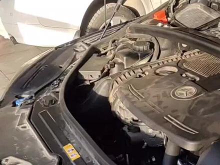 奔驰R350旅行更换暖风小水箱全过程,希望大家多多支持