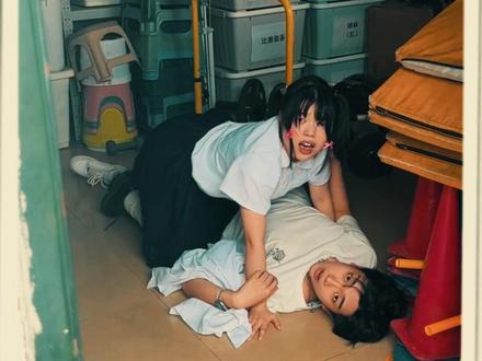 小花肖霸被关器材室?二人感情高速升温!@肖宇航 #挑战拍校园甜宠剧