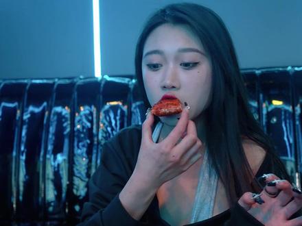 原来固原还有这样KTV,1月2号开业,有人想和我偶遇吗#遇见固原 #美食探店 #抖音美食推荐官 #网红店 #派对ktv #酒吧 #一定要看到最后 #固原探店 #固原美食 #宁夏大地传媒