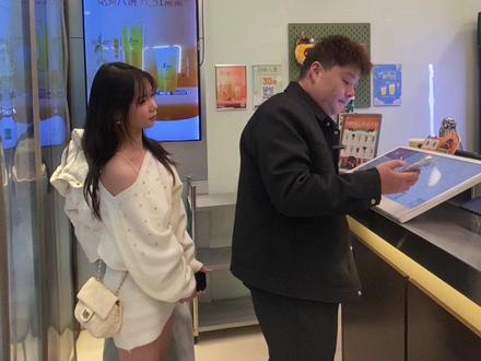 体验00后的一天#热门短剧推荐 #热门小助手