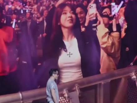 谁和郭富城共舞?他的名字怎么样?